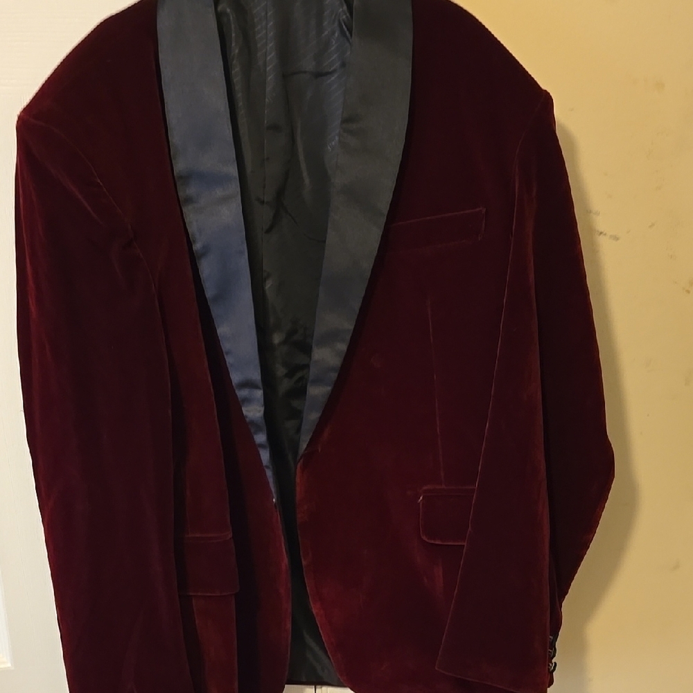 Elegant Velvet Blazer in Rich Burgundy Mens Size 3XL Asian Sizing
